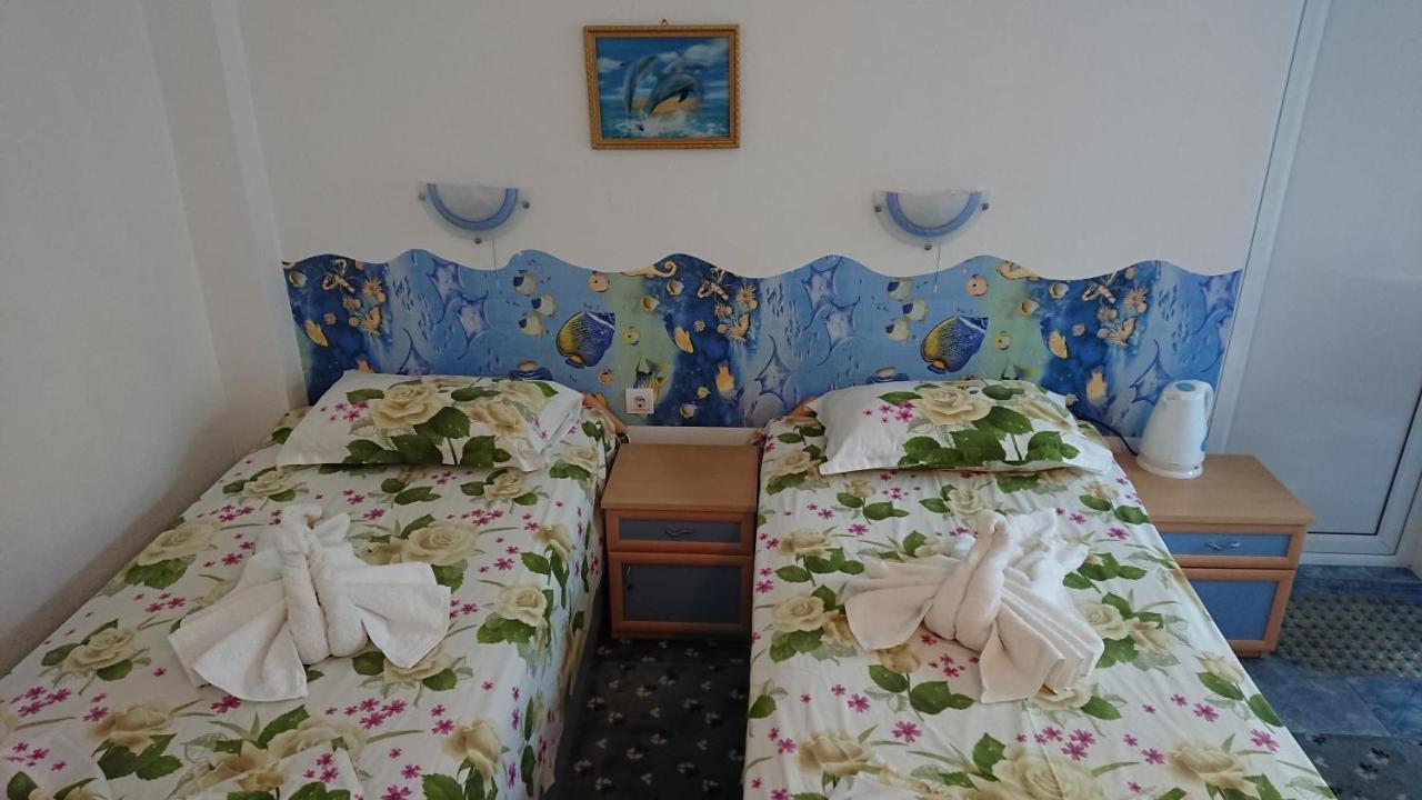 Sianie Guest House ラヴダ エクステリア 写真